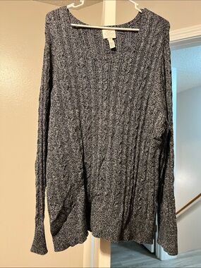 St. John’s Bay Marled Black & White Cable-Knit Scoop Neck Sweater